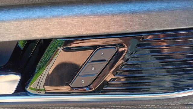 2023 Jeep Wagoneer Carbide