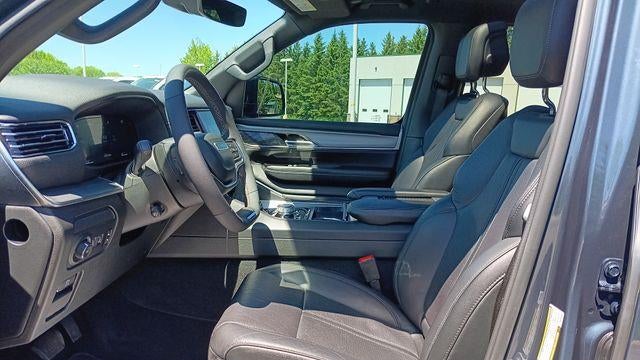 2023 Jeep Wagoneer Carbide