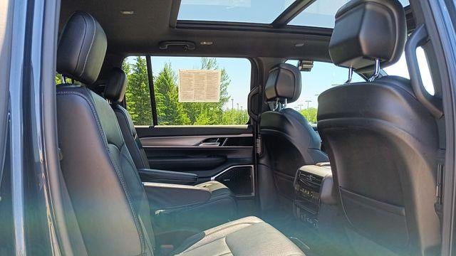 2023 Jeep Wagoneer Carbide