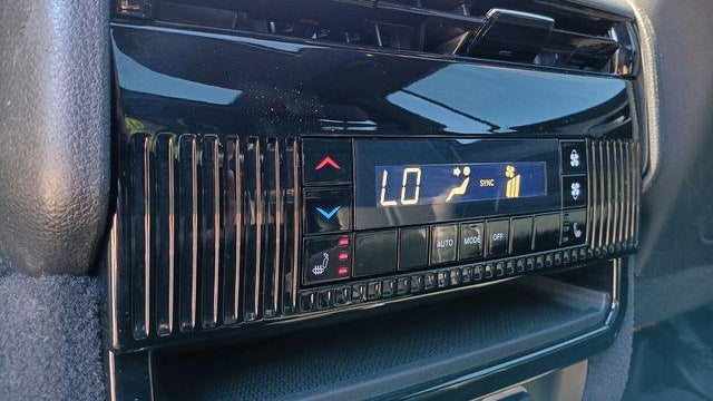 2023 Jeep Wagoneer Carbide