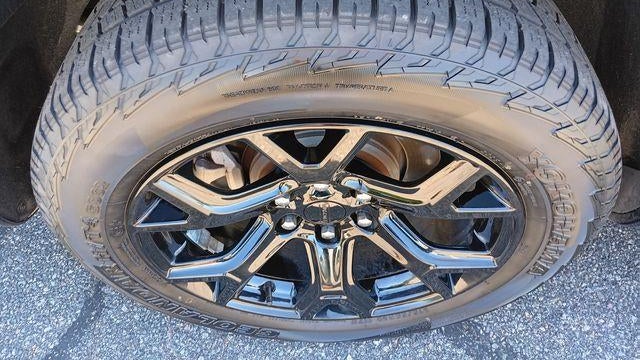 2023 Jeep Wagoneer Carbide