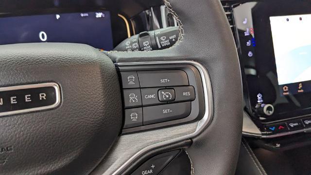 2023 Jeep Wagoneer Carbide