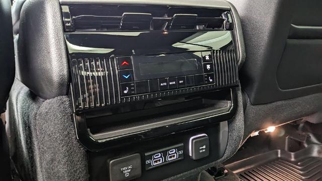 2023 Jeep Wagoneer Carbide