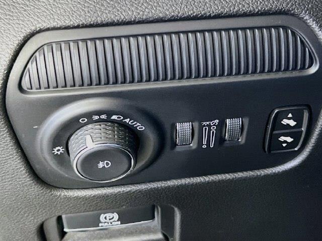 2024 Jeep Wagoneer - $33,800