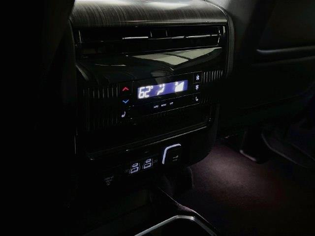 2024 Jeep Wagoneer - $33,800