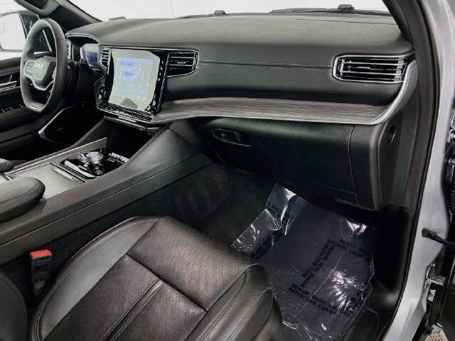 2024 Jeep Wagoneer - $33,800