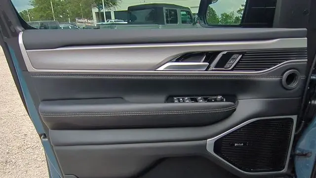 2026 Jeep Grand Wagoneer Limited Reserve