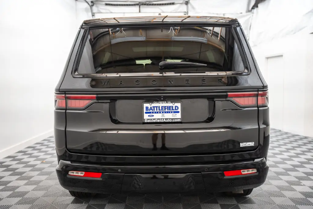2024 Jeep Wagoneer - $27,000