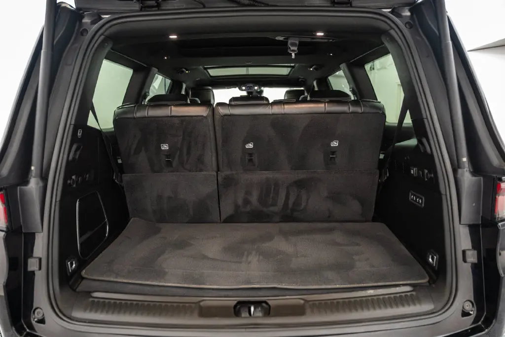 2024 Jeep Wagoneer - $27,000