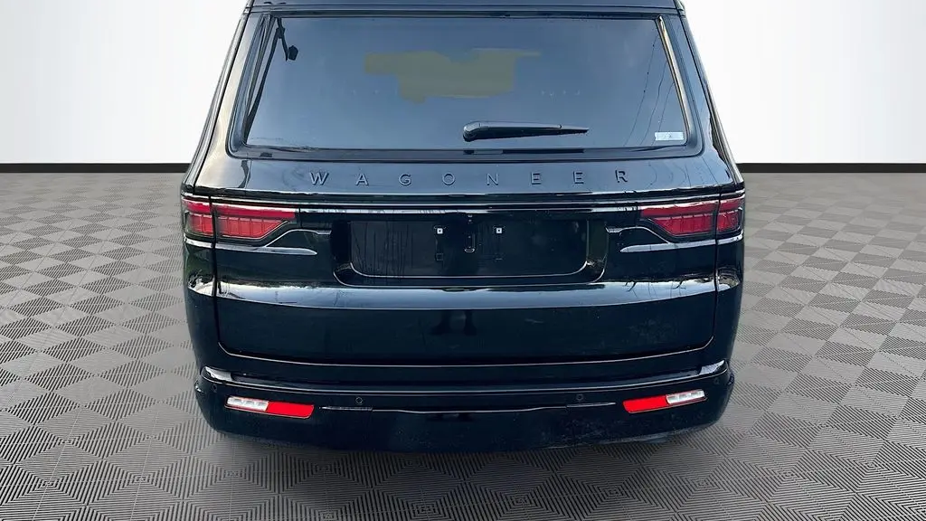 2025 Jeep Wagoneer Series II