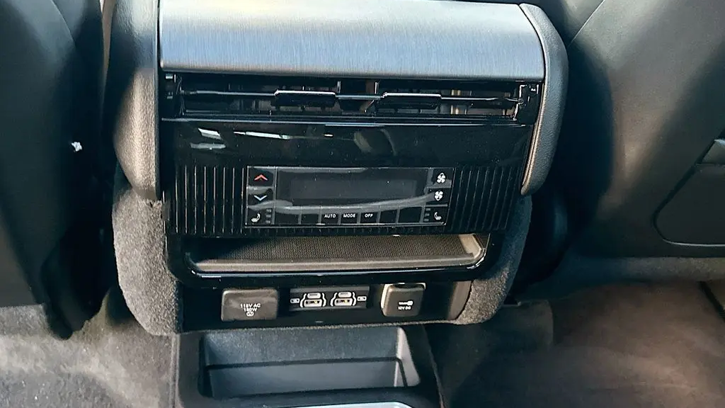 2025 Jeep Wagoneer Series II
