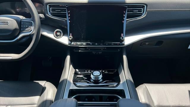 2026 Jeep Grand Wagoneer Limited Altitude