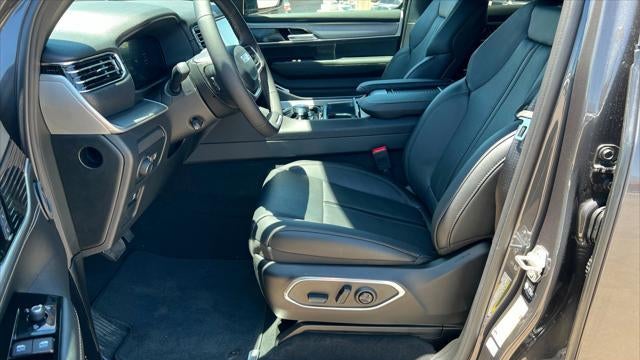 2026 Jeep Grand Wagoneer Limited Altitude