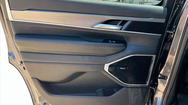 2026 Jeep Grand Wagoneer Limited Altitude