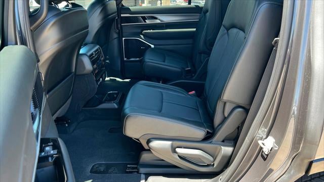 2026 Jeep Grand Wagoneer Limited Altitude
