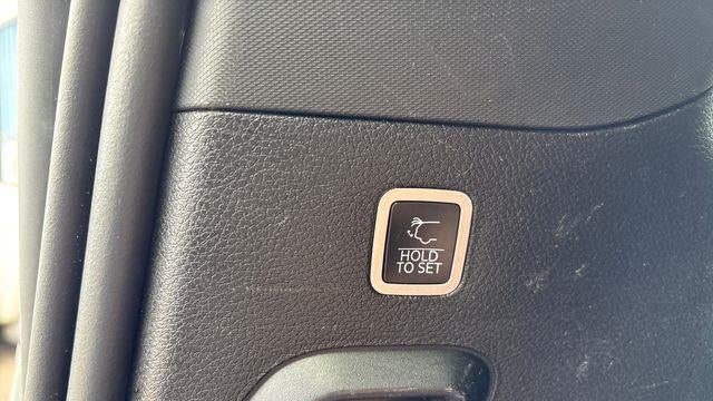2023 Jeep Wagoneer Carbide
