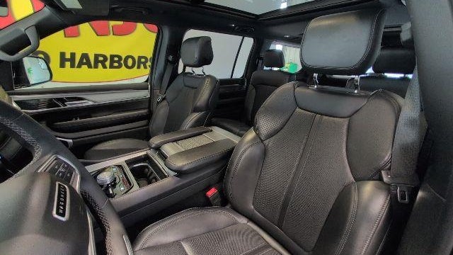 2023 Jeep Wagoneer Carbide