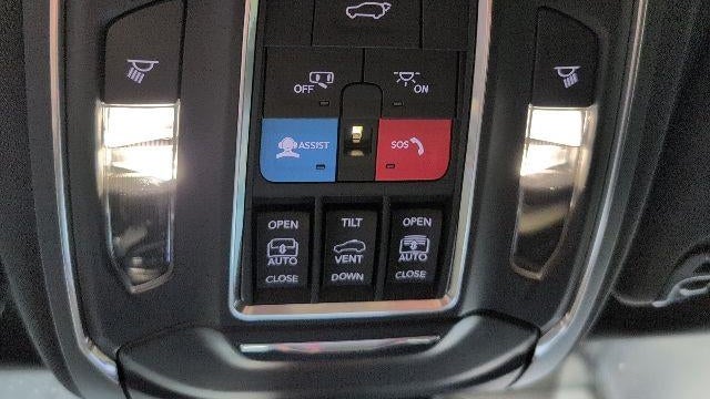 2023 Jeep Wagoneer Carbide
