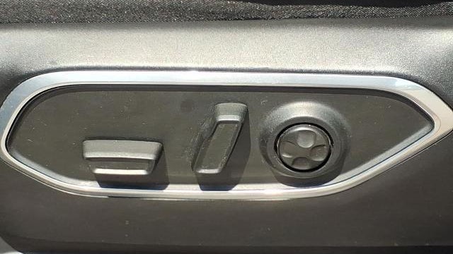 2024 Jeep Wagoneer Carbide