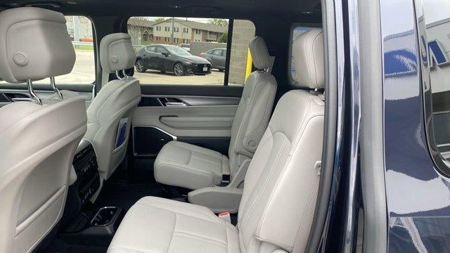 2025 Jeep Wagoneer Series II