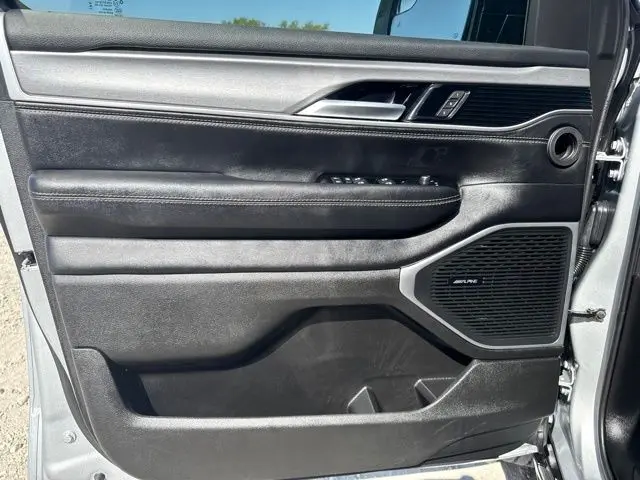 2025 Jeep Wagoneer - $44,700