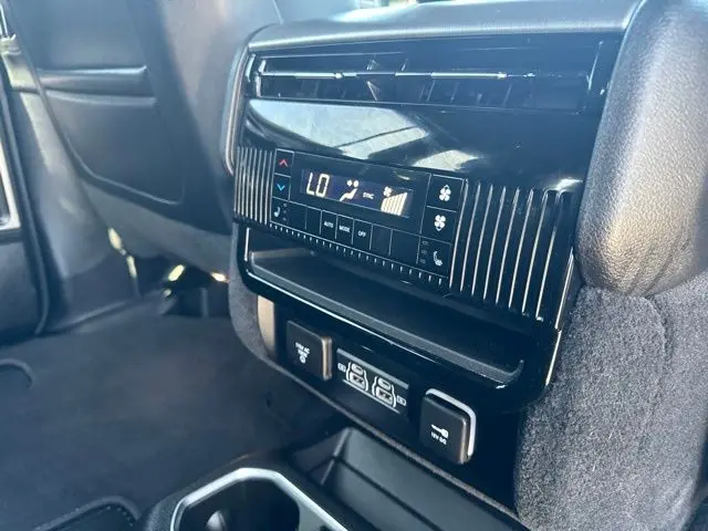 2025 Jeep Wagoneer - $44,700