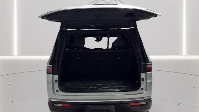 2023 Jeep Wagoneer Series II