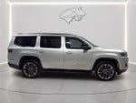 2023 Wagoneer Thumbnail 6