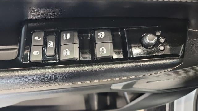 2023 Jeep Wagoneer Carbide
