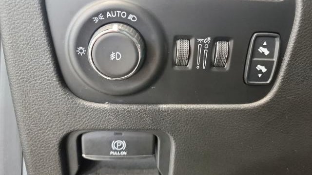 2023 Jeep Wagoneer Carbide