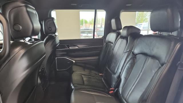 2023 Jeep Wagoneer Carbide