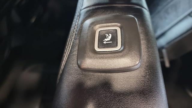 2023 Jeep Wagoneer Carbide