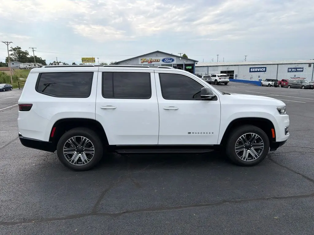 2024 Jeep Wagoneer - $39,444