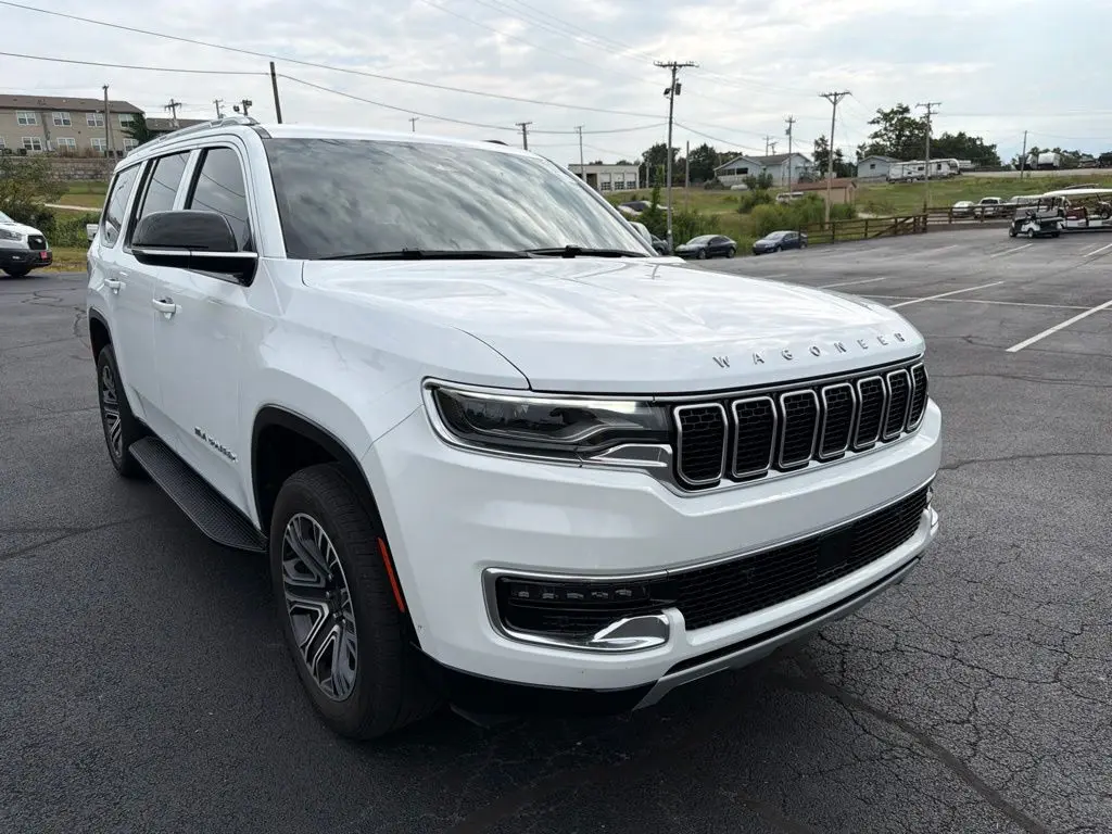 2024 Jeep Wagoneer - $39,444