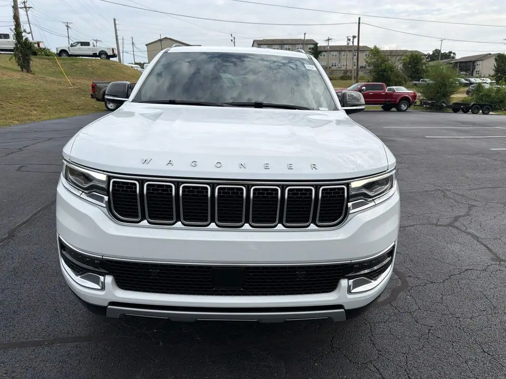 2024 Jeep Wagoneer - $39,444