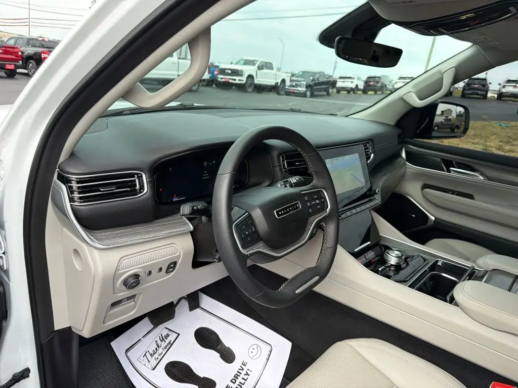 2024 Jeep Wagoneer - $39,444