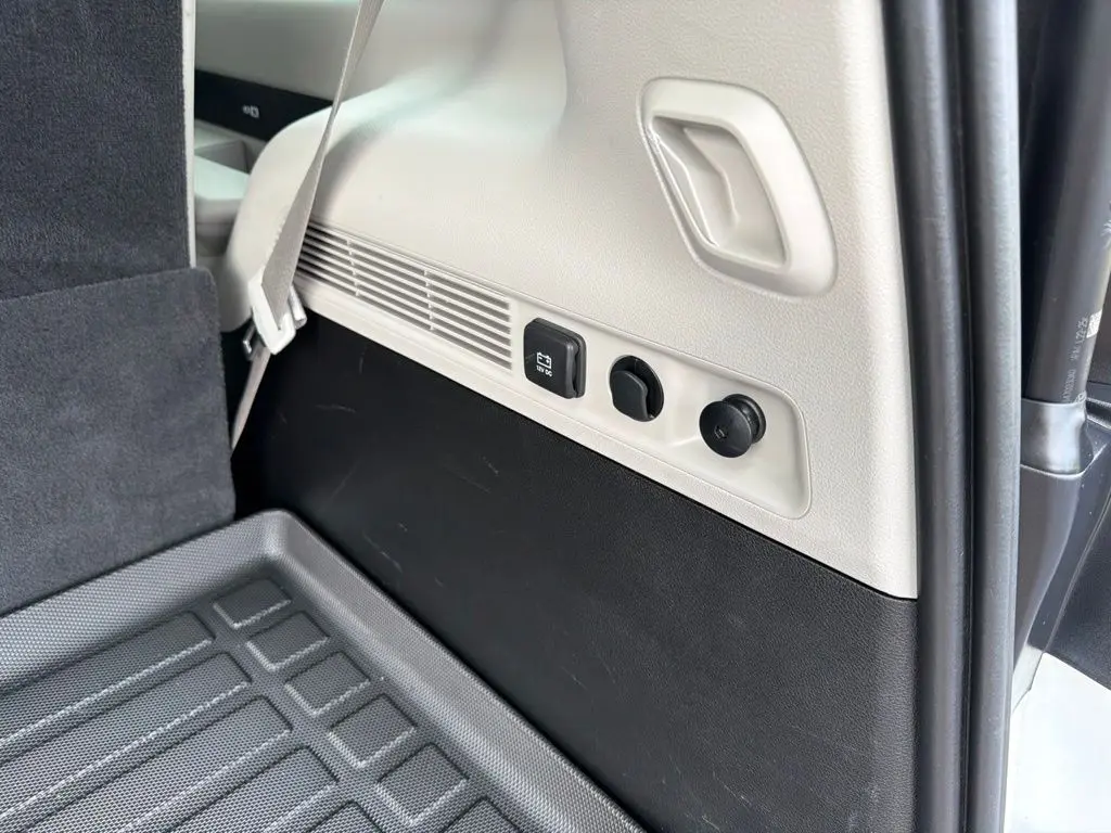 2024 Jeep Wagoneer - $39,444