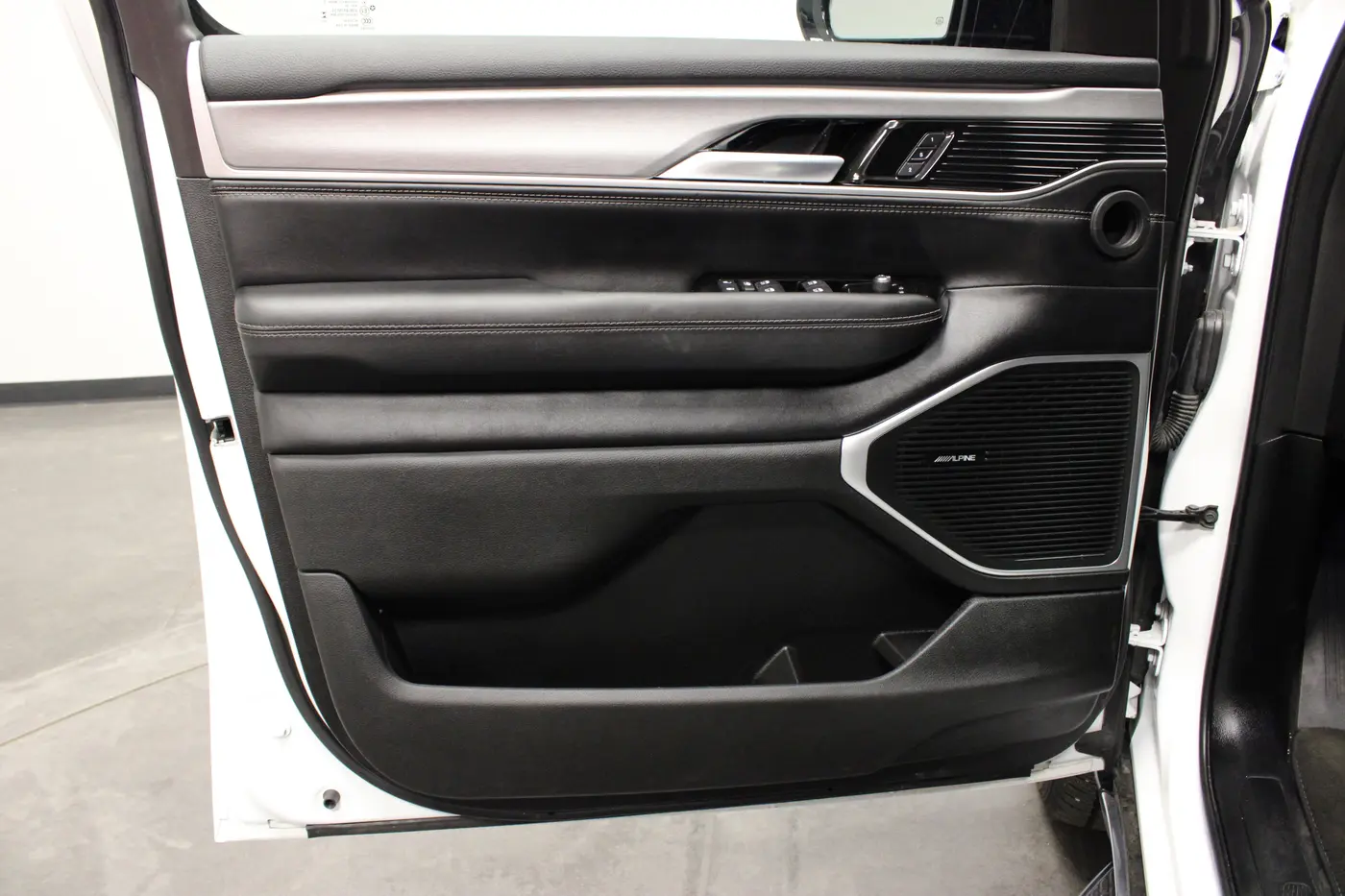 2025 Jeep Wagoneer