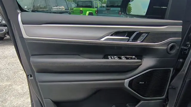 2026 Jeep Grand Wagoneer Limited Reserve