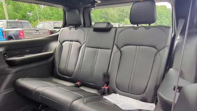 2026 Jeep Grand Wagoneer Limited Reserve