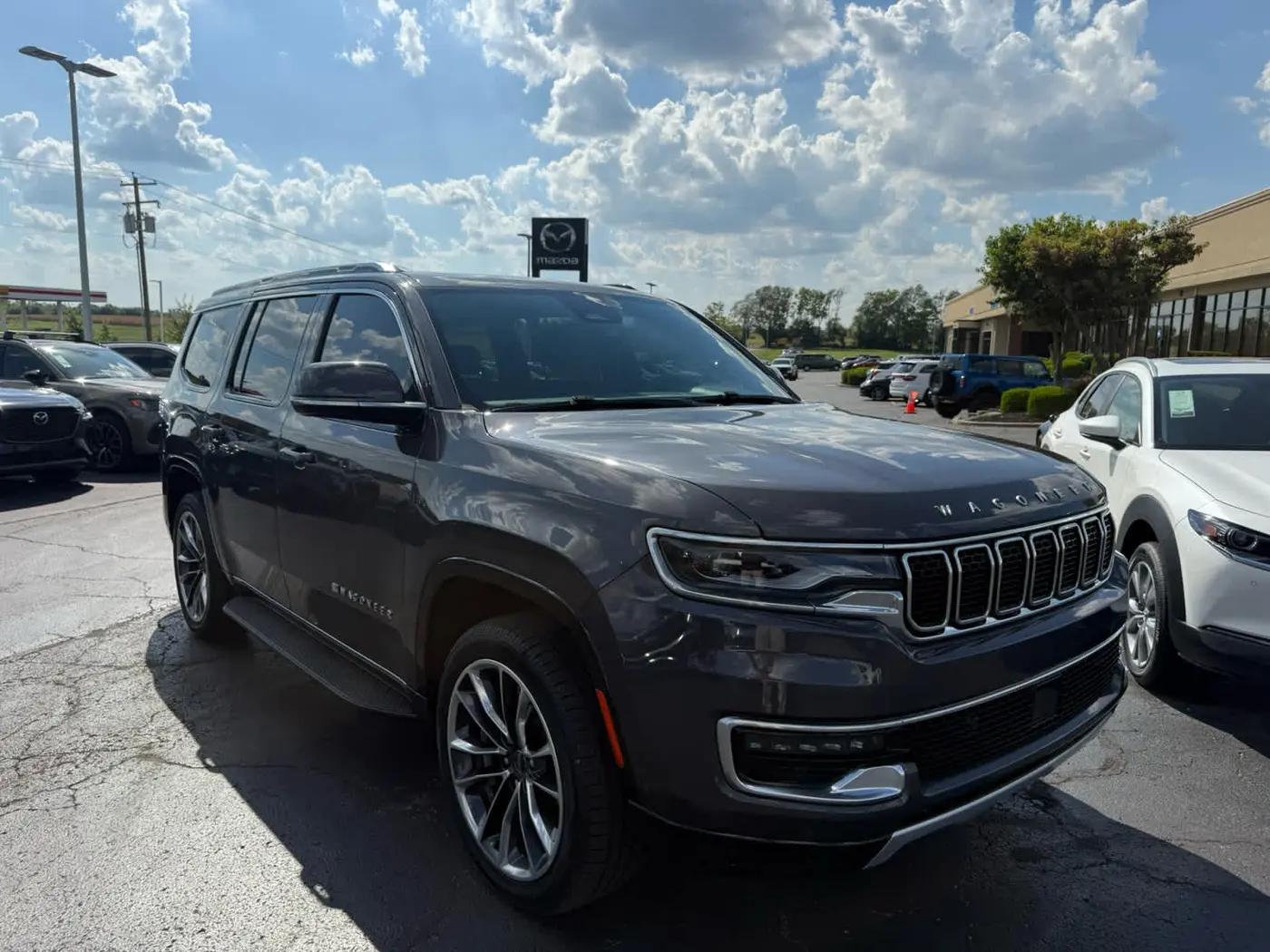 2022 Jeep Wagoneer - $33,900