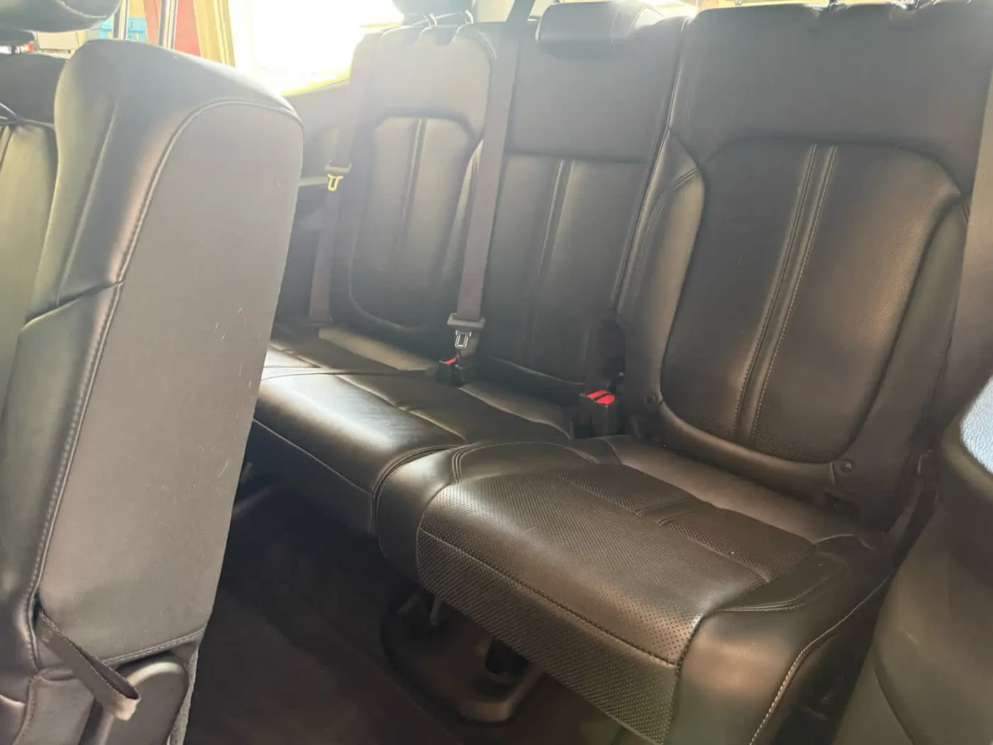 2022 Jeep Wagoneer - $33,900