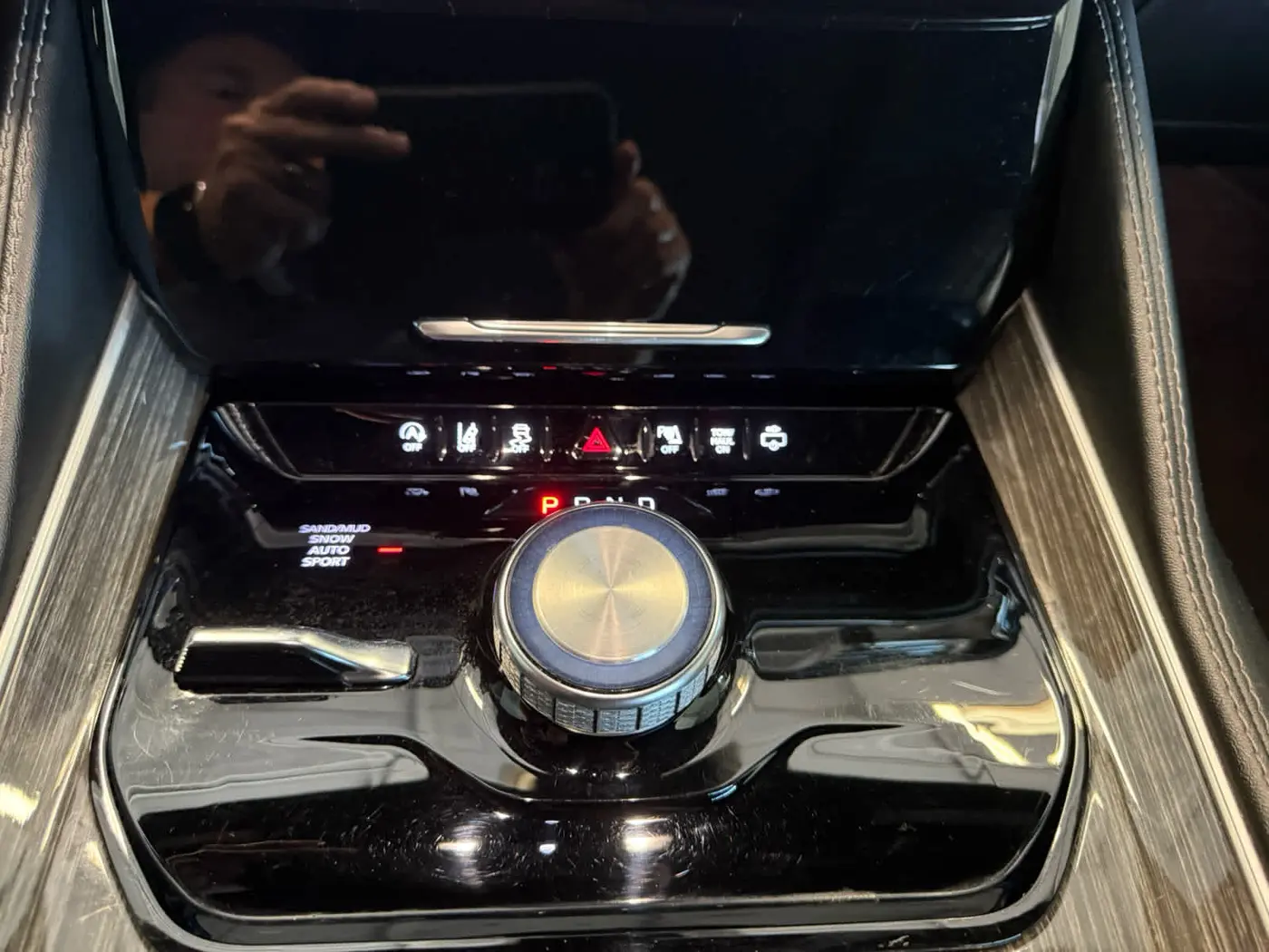 2022 Jeep Wagoneer - $33,900