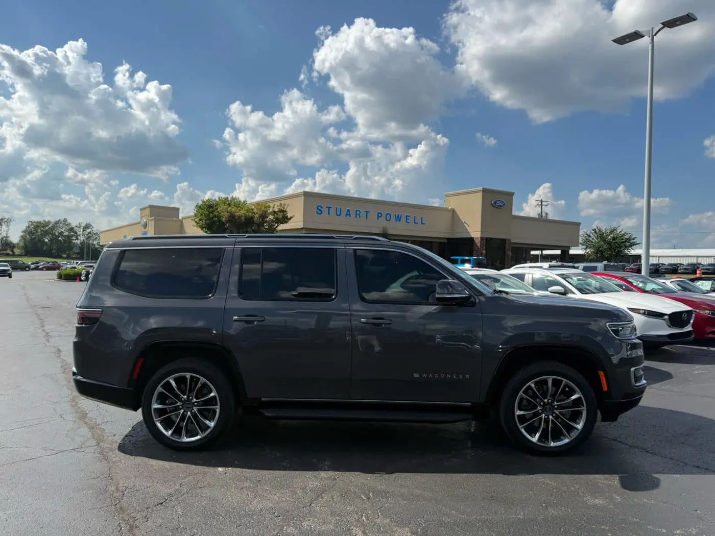 2022 Jeep Wagoneer - $33,900