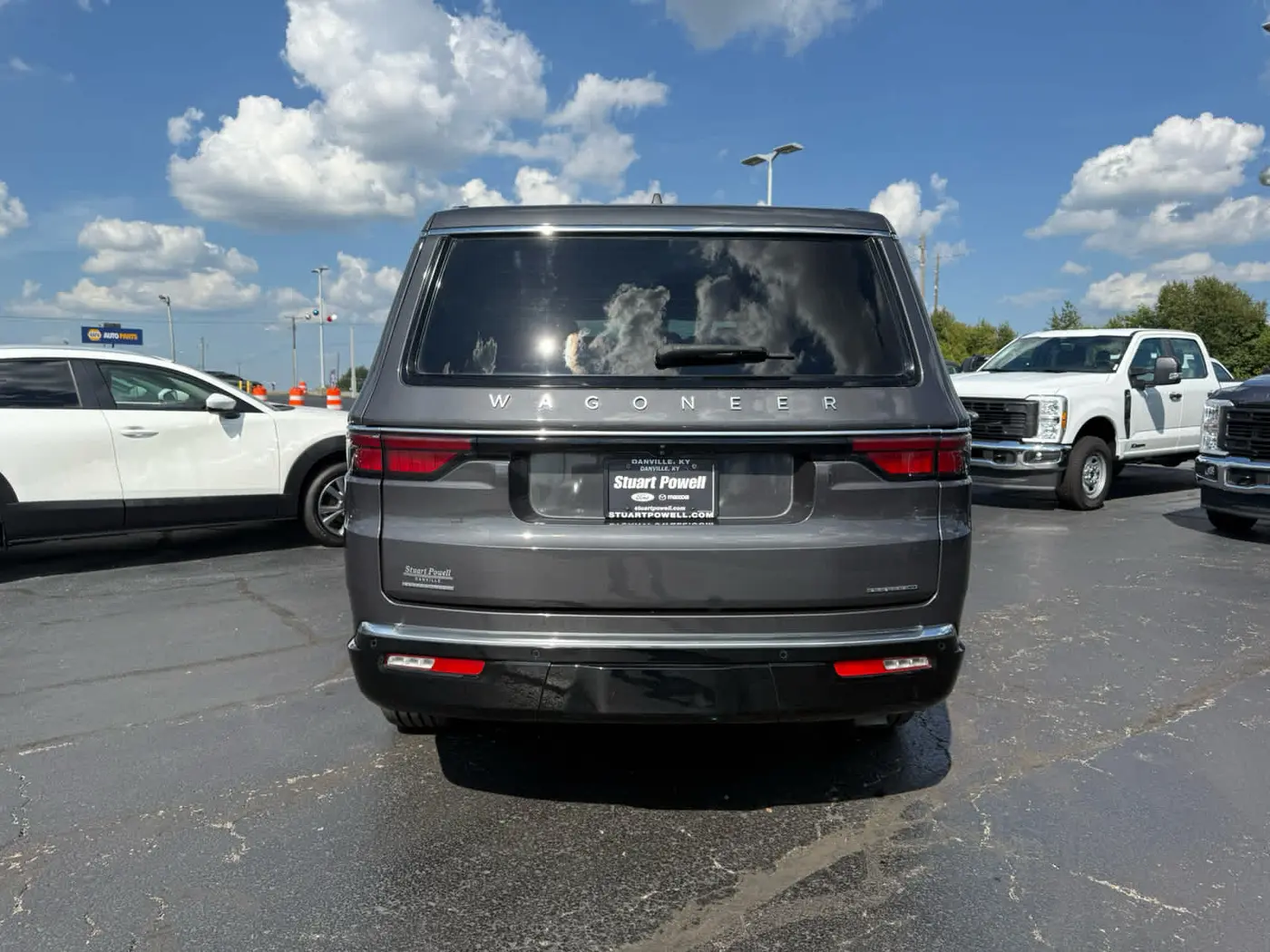2022 Jeep Wagoneer - $33,900