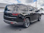 2022 Wagoneer Thumbnail 4