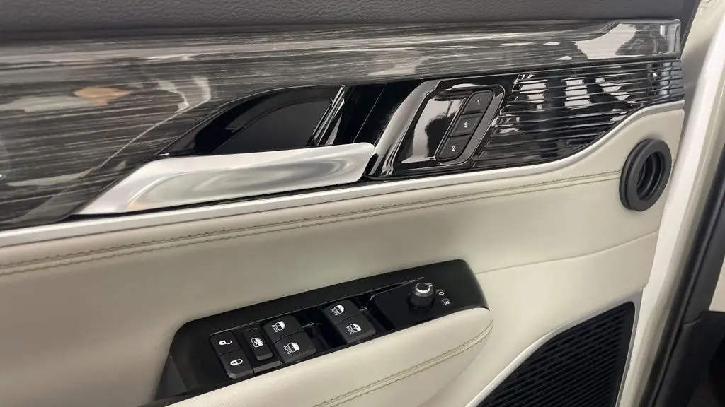 2022 Jeep Wagoneer Series II Carbide