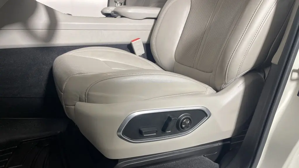 2022 Jeep Wagoneer Series II Carbide