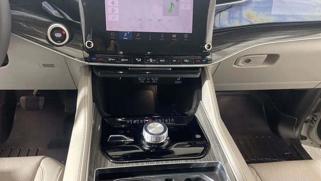 2022 Jeep Wagoneer Series II Carbide