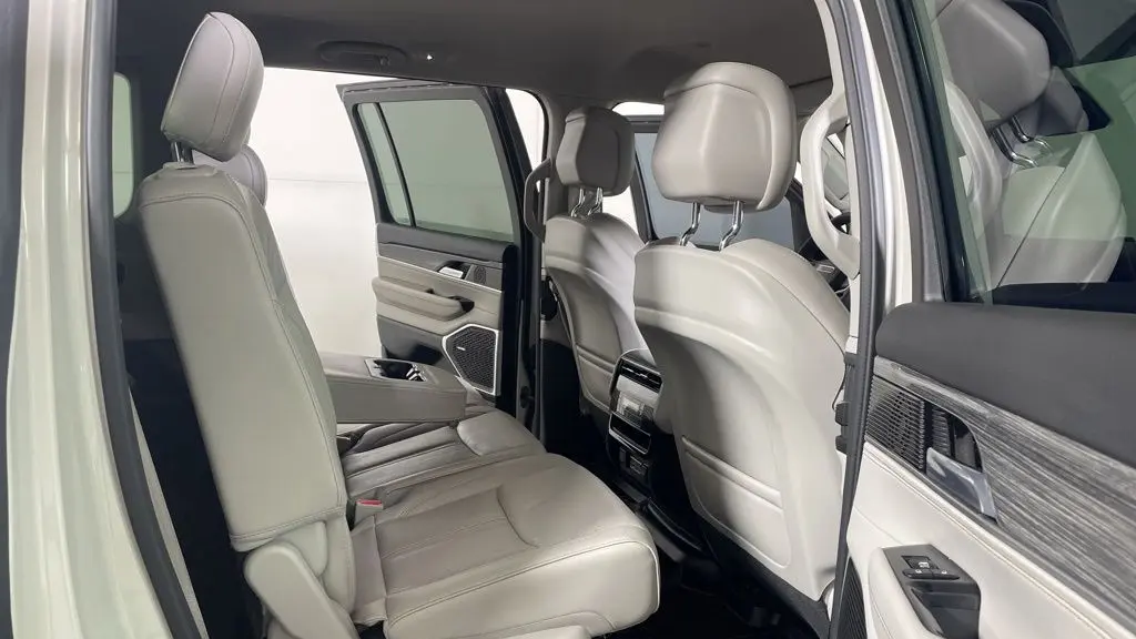 2022 Jeep Wagoneer Series II Carbide